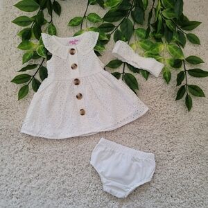 Baby Girl White Oyster Eyelet Dress + Bloomers (0-3 Months)